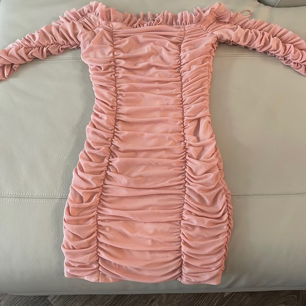 Super cute pink blush mini dress, size medium, never worn